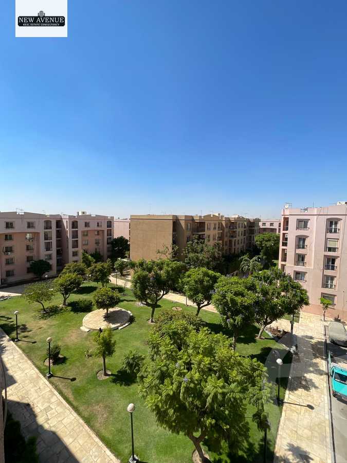 https://aqarmap.com.eg/ar/listing/6379193-for-sale-cairo-new-cairo-lrhb-city-mtdd-lrhb-phase-7