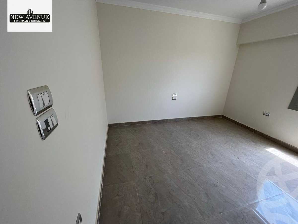 https://aqarmap.com.eg/ar/listing/6379306-for-sale-cairo-new-cairo-compounds-blm-hylz-nyw-kyrw