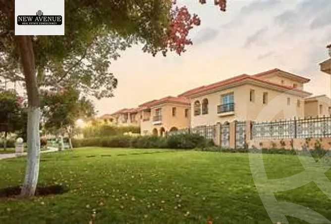 https://aqarmap.com.eg/en/listing/6380164-for-sale-cairo-new-cairo-compounds-hyde-park-central-compound