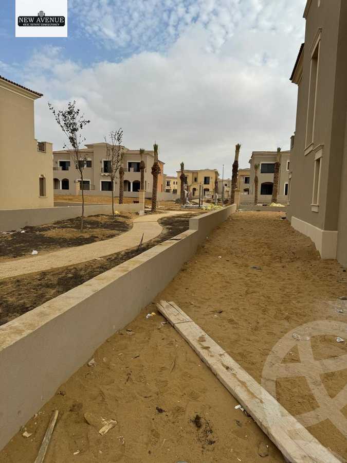 https://aqarmap.com.eg/en/listing/6383392-for-sale-cairo-new-cairo-compounds-city-gate-sapphire-city-gate