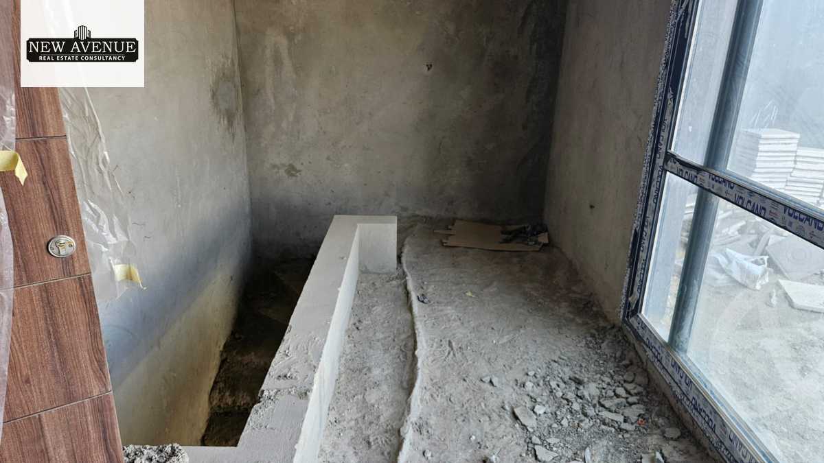 https://aqarmap.com.eg/en/listing/6384441-for-sale-cairo-new-cairo-compounds-el-patio-oro