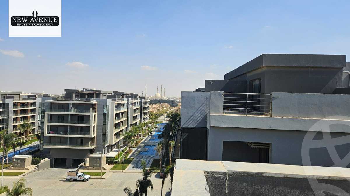 https://aqarmap.com.eg/en/listing/6384441-for-sale-cairo-new-cairo-compounds-el-patio-oro