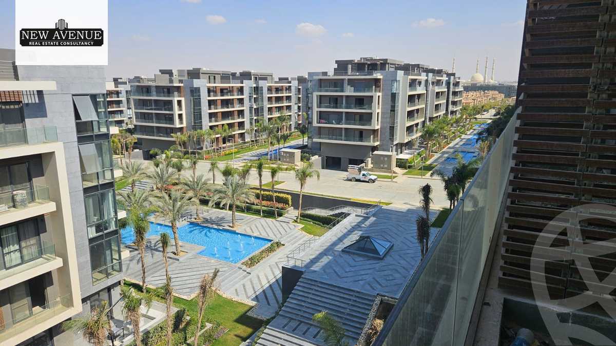 https://aqarmap.com.eg/en/listing/6384441-for-sale-cairo-new-cairo-compounds-el-patio-oro