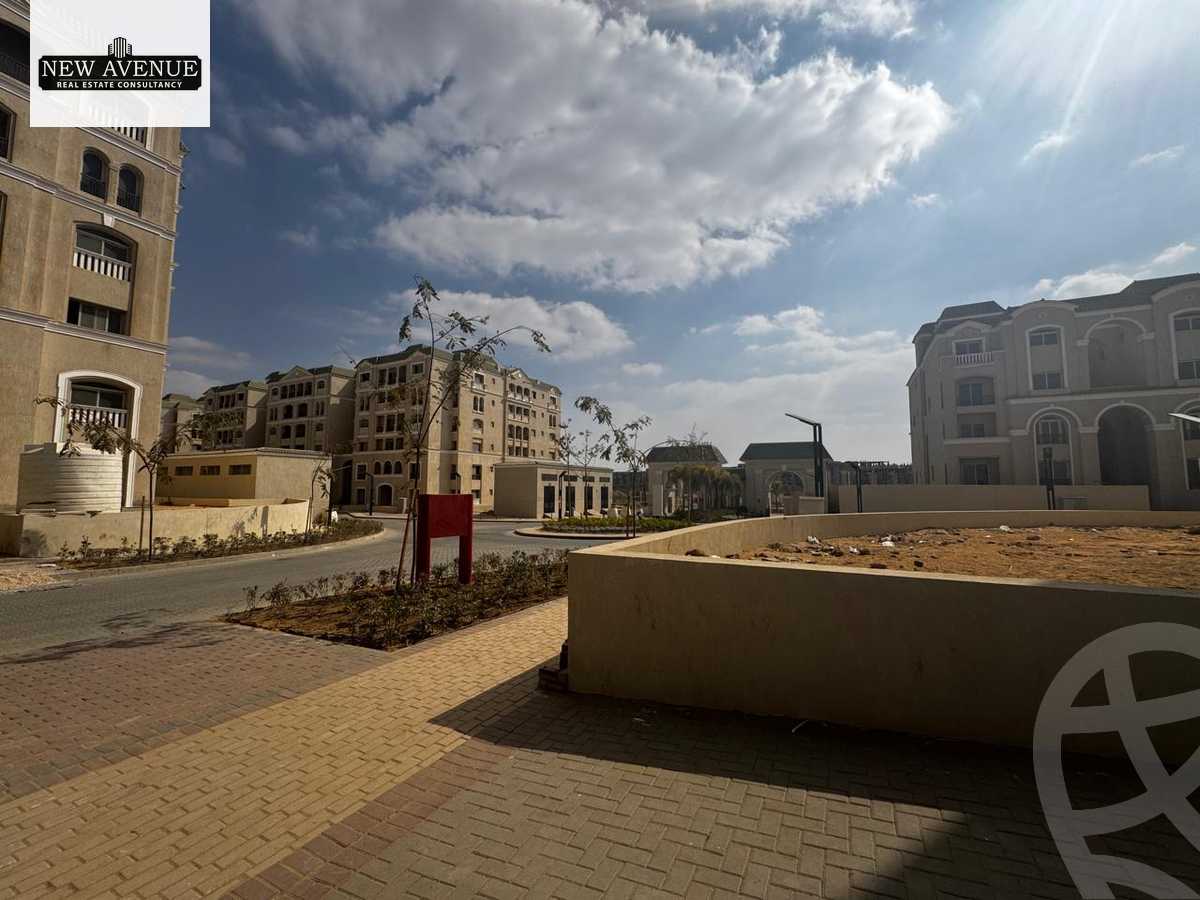 https://aqarmap.com.eg/en/listing/6384487-for-sale-cairo-new-cairo-lmstqbl-syty-compounds-lavenir