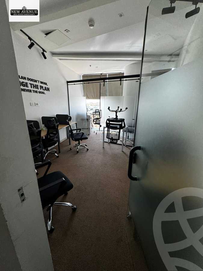 https://aqarmap.com.eg/en/listing/6384639-for-sale-cairo-new-cairo-compounds-leven-square-mall
