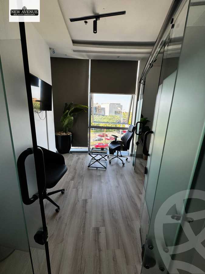 https://aqarmap.com.eg/en/listing/6384639-for-sale-cairo-new-cairo-compounds-leven-square-mall