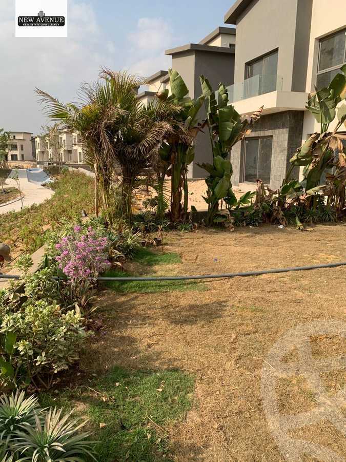 https://aqarmap.com.eg/ar/listing/6387894-for-sale-cairo-new-cairo-compounds-kmbwnd-kryk-twn-il-cazar