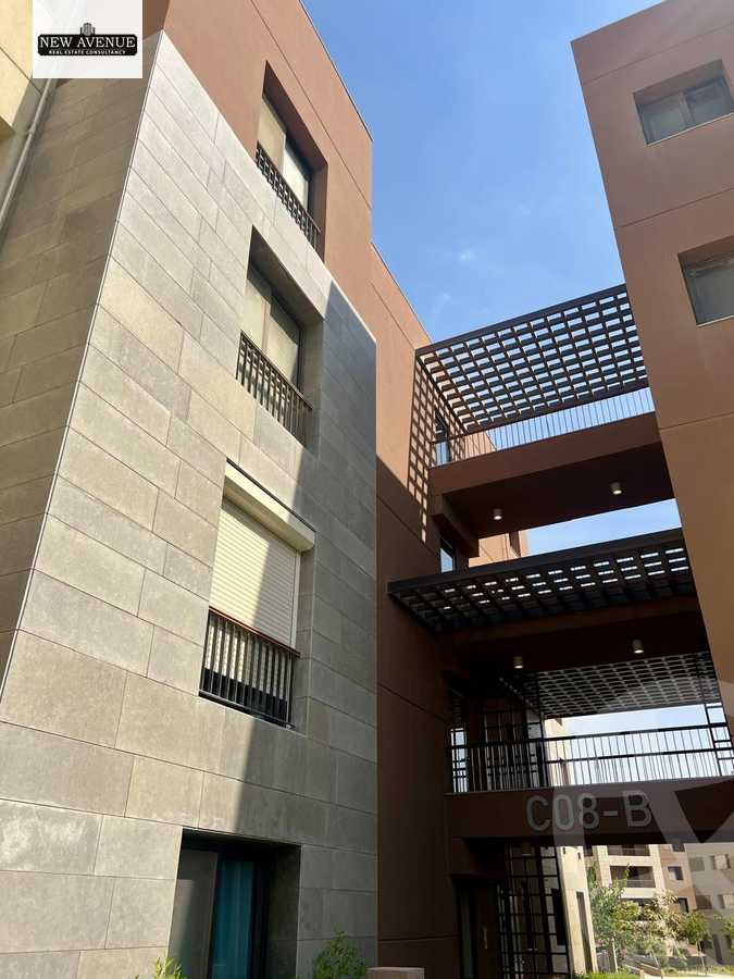 https://aqarmap.com.eg/ar/listing/6390710-for-sale-cairo-new-cairo-compounds-district-5-the-plateau-district-5