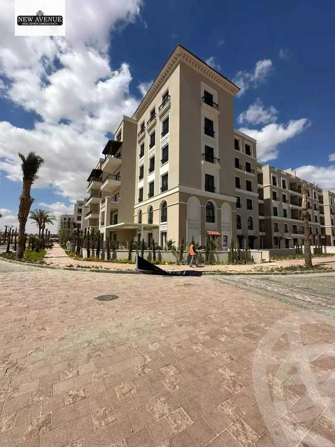 https://aqarmap.com.eg/ar/listing/6392989-for-sale-cairo-el-sheikh-zayed-city-compounds-kmbwnd-fyldj-wyst-dr-llttwyr