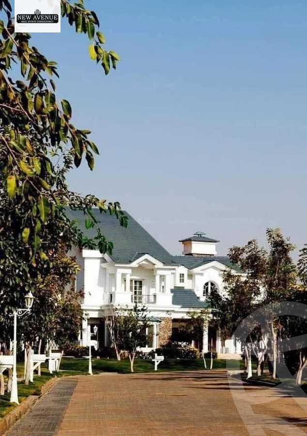 https://aqarmap.com.eg/ar/listing/6393153-for-sale-cairo-new-cairo-compounds-mountain-view1-1-compound