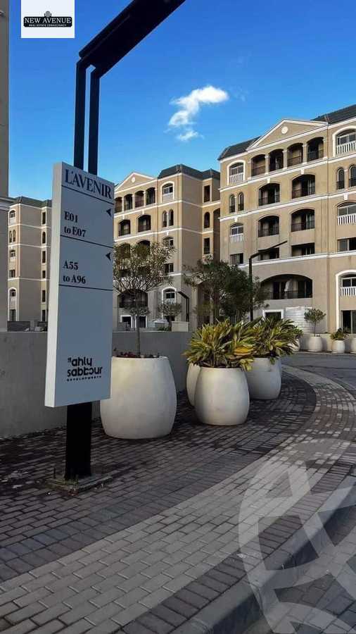 https://aqarmap.com.eg/en/listing/6393231-for-sale-cairo-new-cairo-lmstqbl-syty-compounds-lavenir