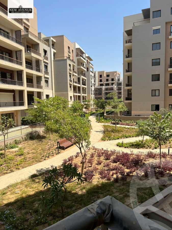 https://aqarmap.com.eg/ar/listing/6393335-for-sale-cairo-new-cairo-compounds-district-5-the-plateau-district-5