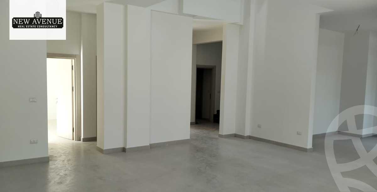 https://aqarmap.com.eg/en/listing/6393557-for-sale-cairo-el-sheikh-zayed-city-compounds-kmbwnd-ljry-swdyk