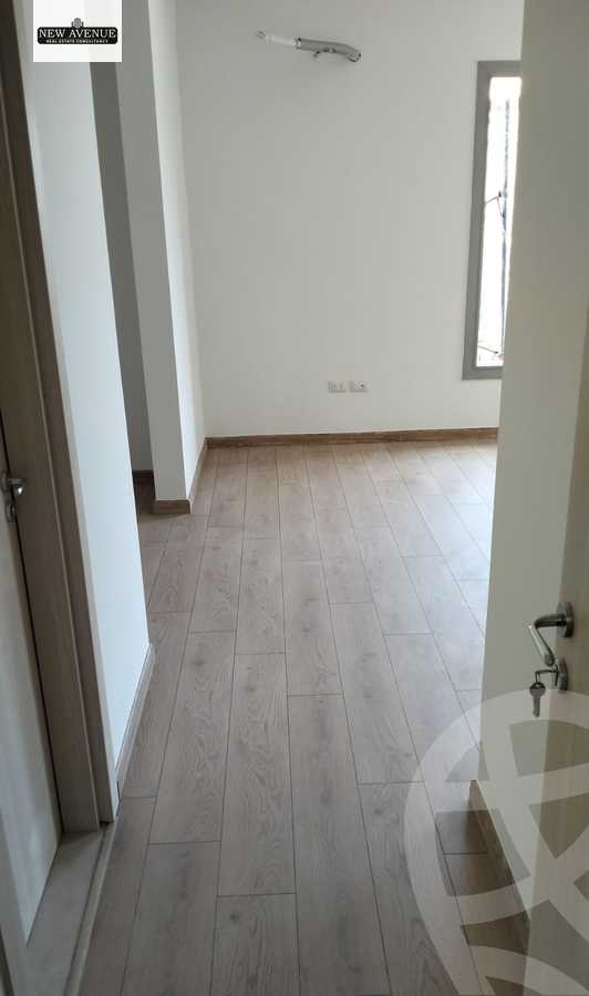 https://aqarmap.com.eg/en/listing/6393557-for-sale-cairo-el-sheikh-zayed-city-compounds-kmbwnd-ljry-swdyk