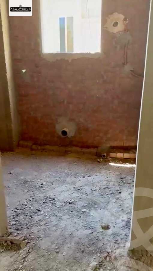 https://aqarmap.com.eg/en/listing/6393656-for-sale-cairo-el-shorouk-compounds-maadi-view