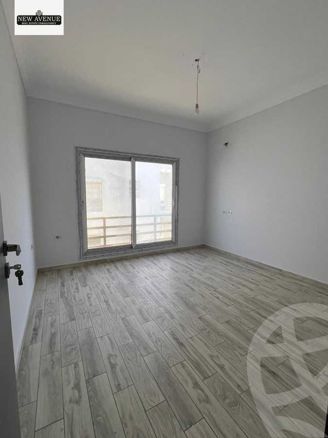 https://aqarmap.com.eg/en/listing/6393670-for-sale-cairo-new-cairo-compounds-hyde-park-park-corner-hyde-park