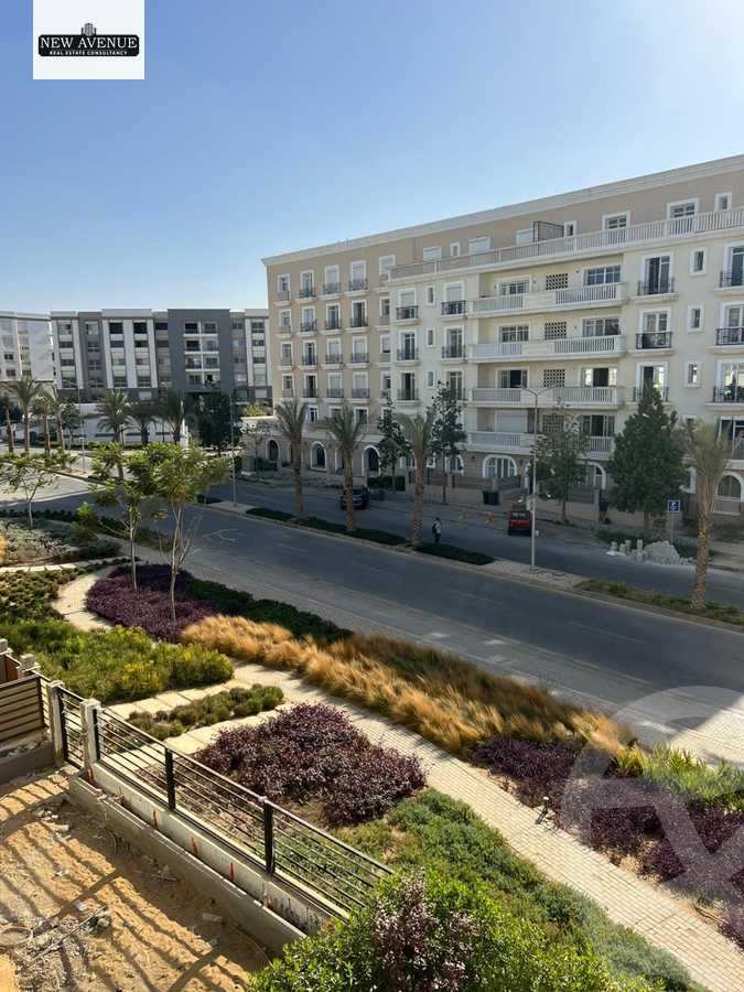 https://aqarmap.com.eg/en/listing/6393670-for-sale-cairo-new-cairo-compounds-hyde-park-park-corner-hyde-park