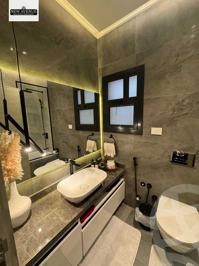 https://aqarmap.com.eg/en/listing/6395606-for-sale-cairo-el-shorouk-compounds-al-burouj-compound-imkan
