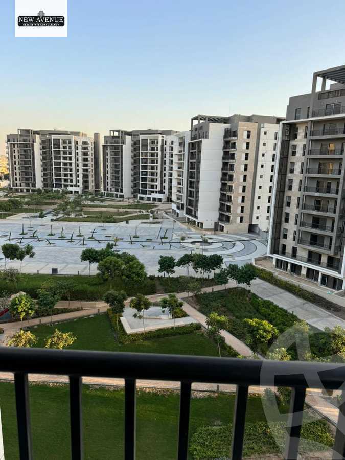 https://aqarmap.com.eg/en/listing/6396835-for-sale-cairo-el-sheikh-zayed-city-compounds-zyd-wr-llttwyr-park-towers-zed-el-sheikh-zayed-compound