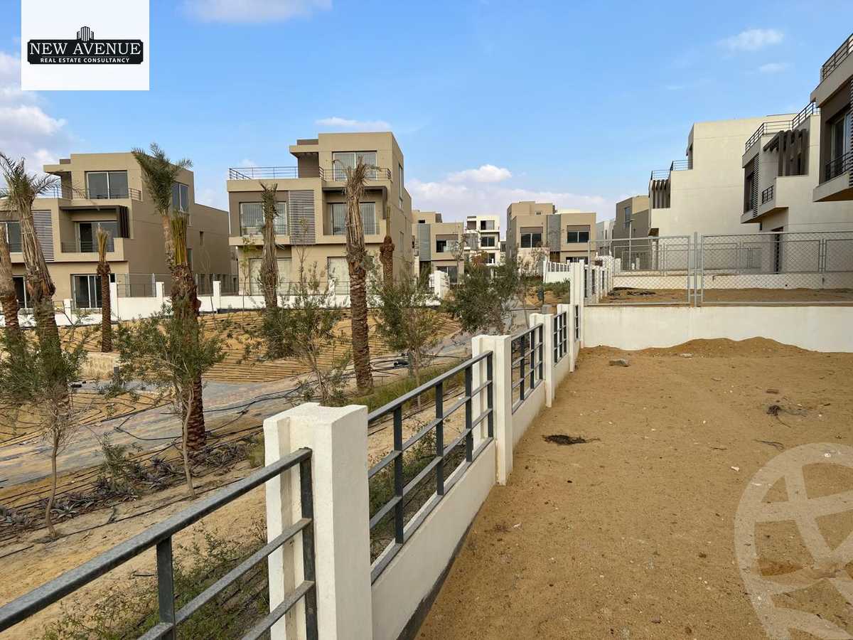 https://aqarmap.com.eg/ar/listing/6400829-for-sale-cairo-new-cairo-compounds-blm-hylz-nyw-kyrw
