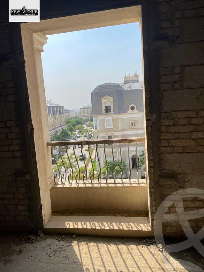 https://aqarmap.com.eg/en/listing/6401957-for-sale-cairo-new-cairo-compounds-mountain-view-hyde-park