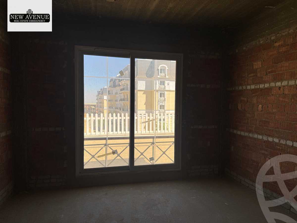 https://aqarmap.com.eg/en/listing/6406832-for-sale-cairo-new-cairo-compounds-mountain-view-2