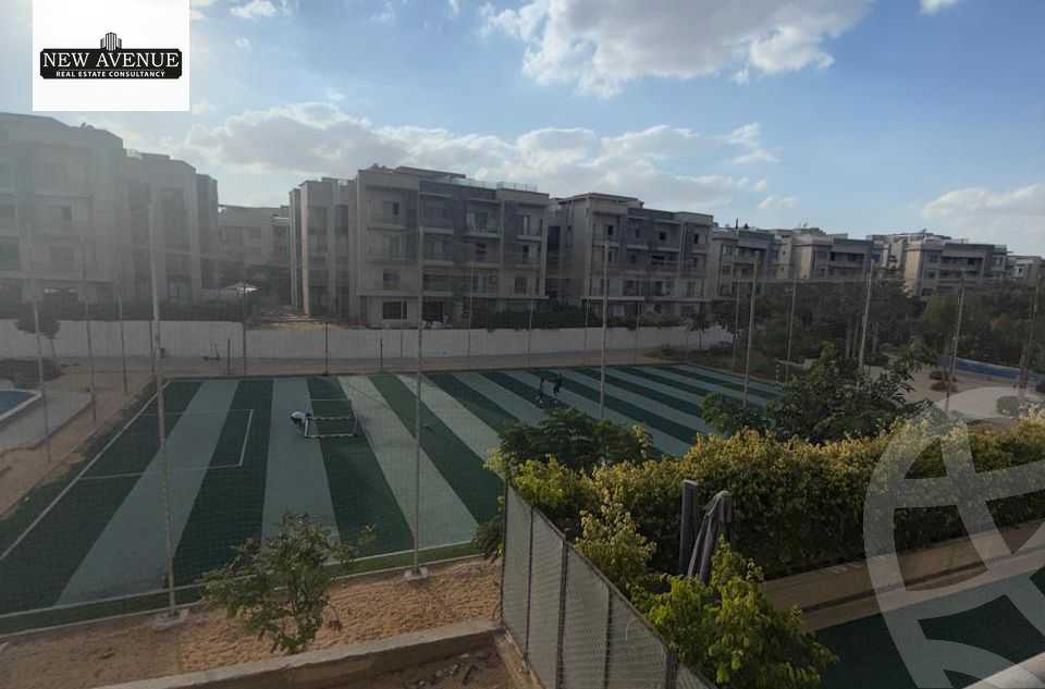 https://aqarmap.com.eg/ar/listing/6407462-for-sale-cairo-new-cairo-compounds-moon-valley