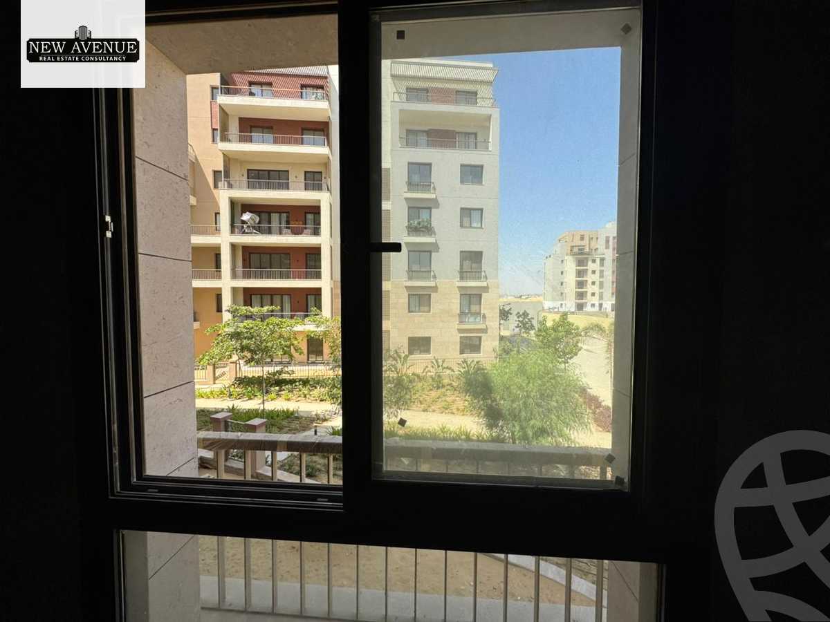 https://aqarmap.com.eg/en/listing/6408677-for-sale-cairo-new-cairo-compounds-district-5-the-plateau-district-5