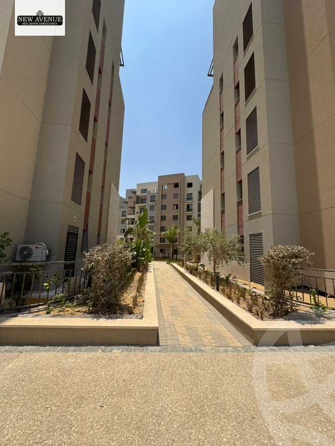 https://aqarmap.com.eg/en/listing/6408677-for-sale-cairo-new-cairo-compounds-district-5-the-plateau-district-5