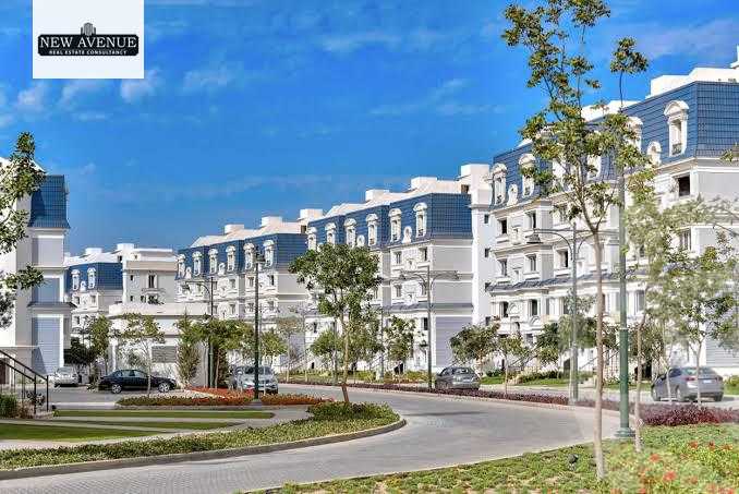 https://aqarmap.com.eg/ar/listing/6408729-for-sale-cairo-new-cairo-compounds-mountain-view-hyde-park