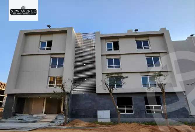 https://aqarmap.com.eg/en/listing/6409591-for-sale-cairo-new-cairo-compounds-w-signature-compound-waterway
