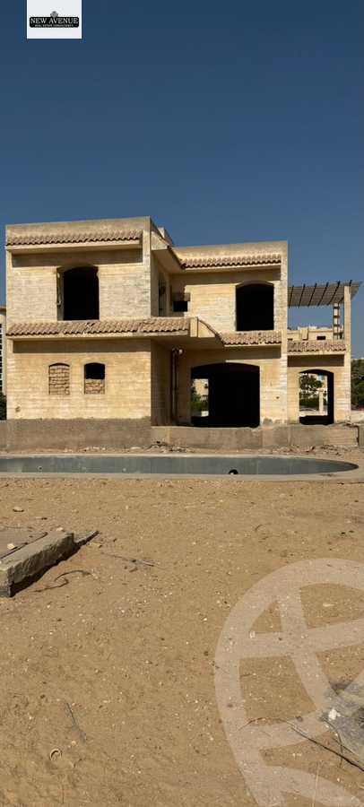 https://aqarmap.com.eg/en/listing/6410106-for-sale-cairo-el-shorouk-compounds-el-shorouk-2000
