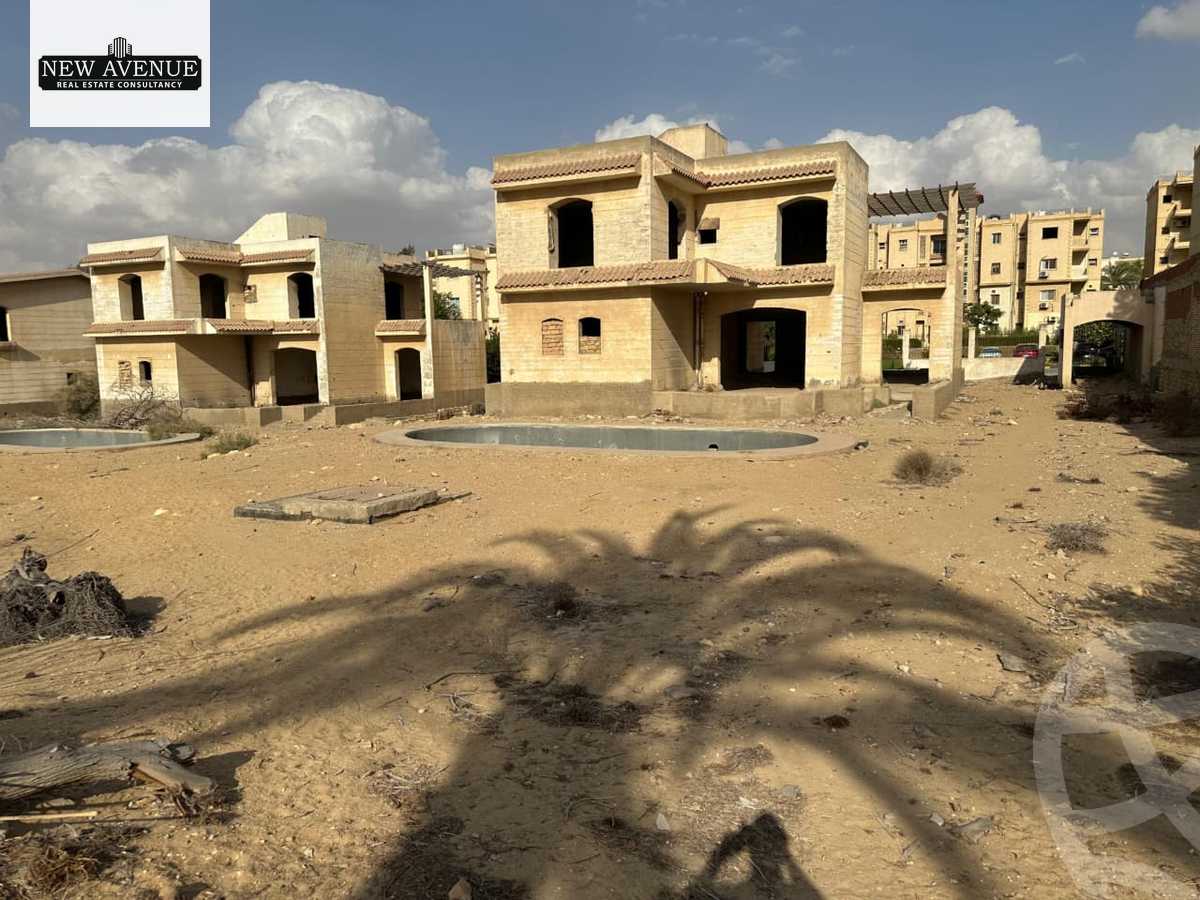 https://aqarmap.com.eg/en/listing/6410106-for-sale-cairo-el-shorouk-compounds-el-shorouk-2000