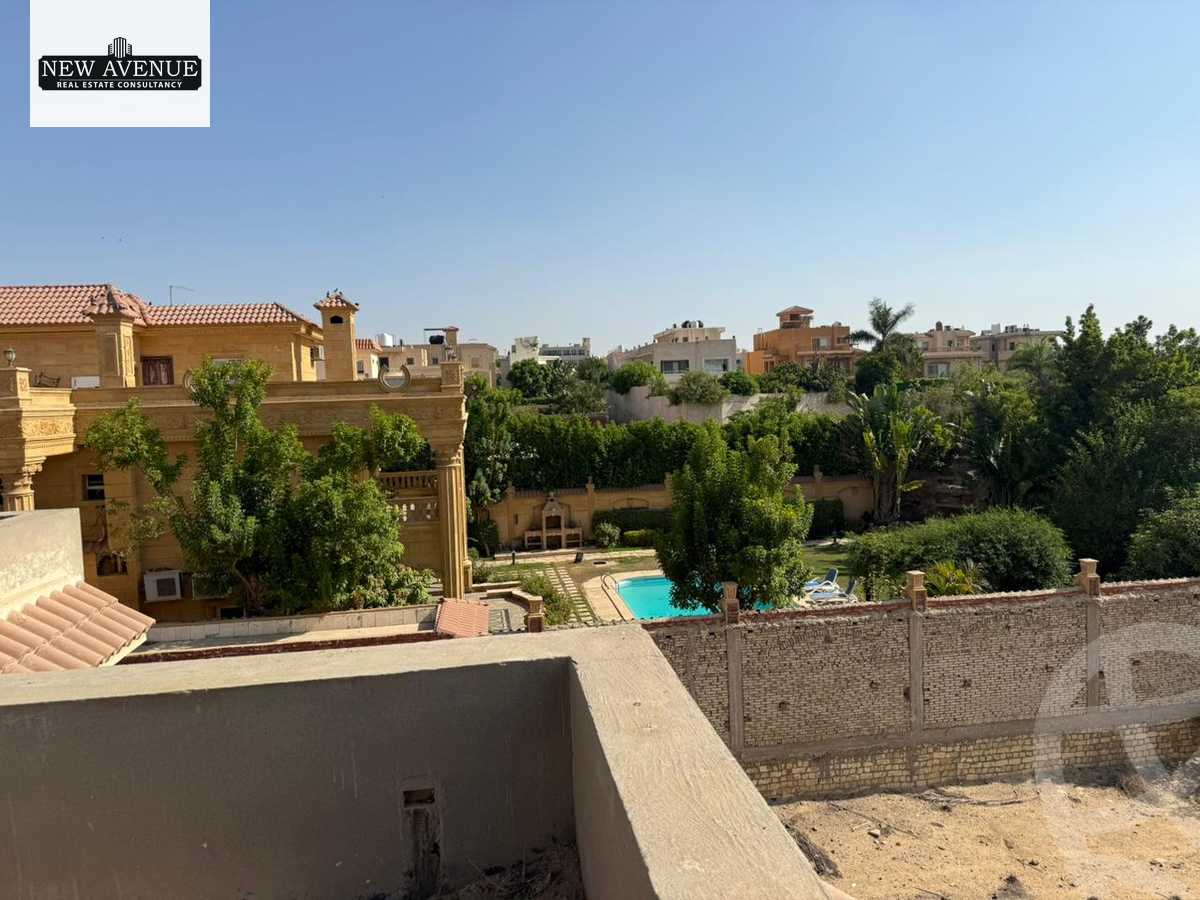 https://aqarmap.com.eg/en/listing/6410106-for-sale-cairo-el-shorouk-compounds-el-shorouk-2000