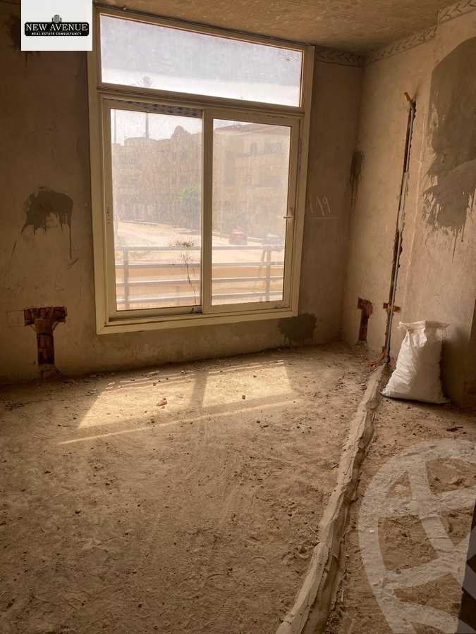 https://aqarmap.com.eg/en/listing/6410218-for-sale-cairo-new-cairo-first-settlement-mhwr-mstfy-kml