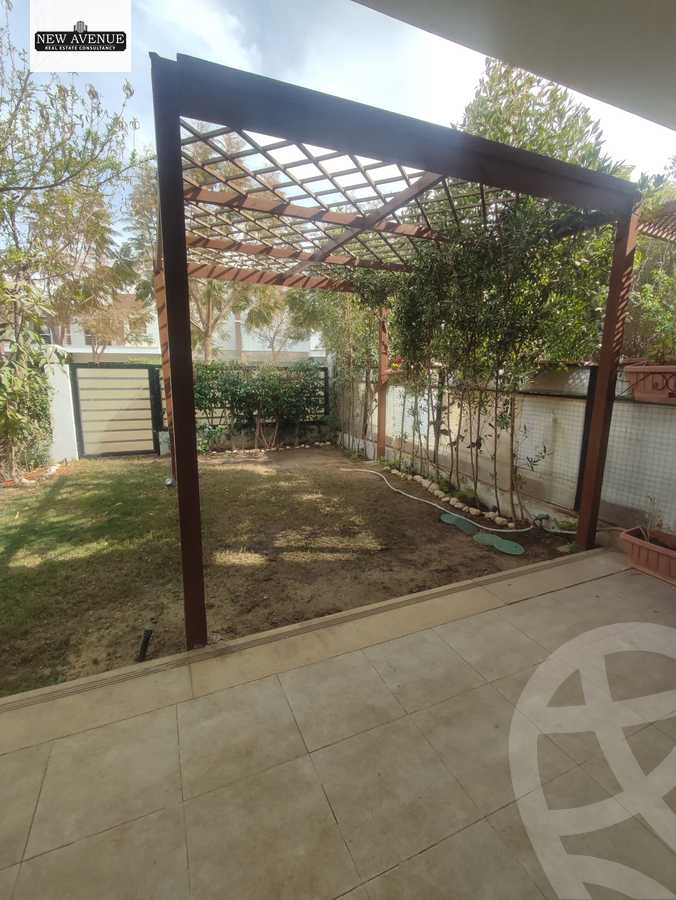 https://aqarmap.com.eg/en/listing/6410425-for-sale-cairo-new-cairo-compounds-hyde-park-park-corner-hyde-park