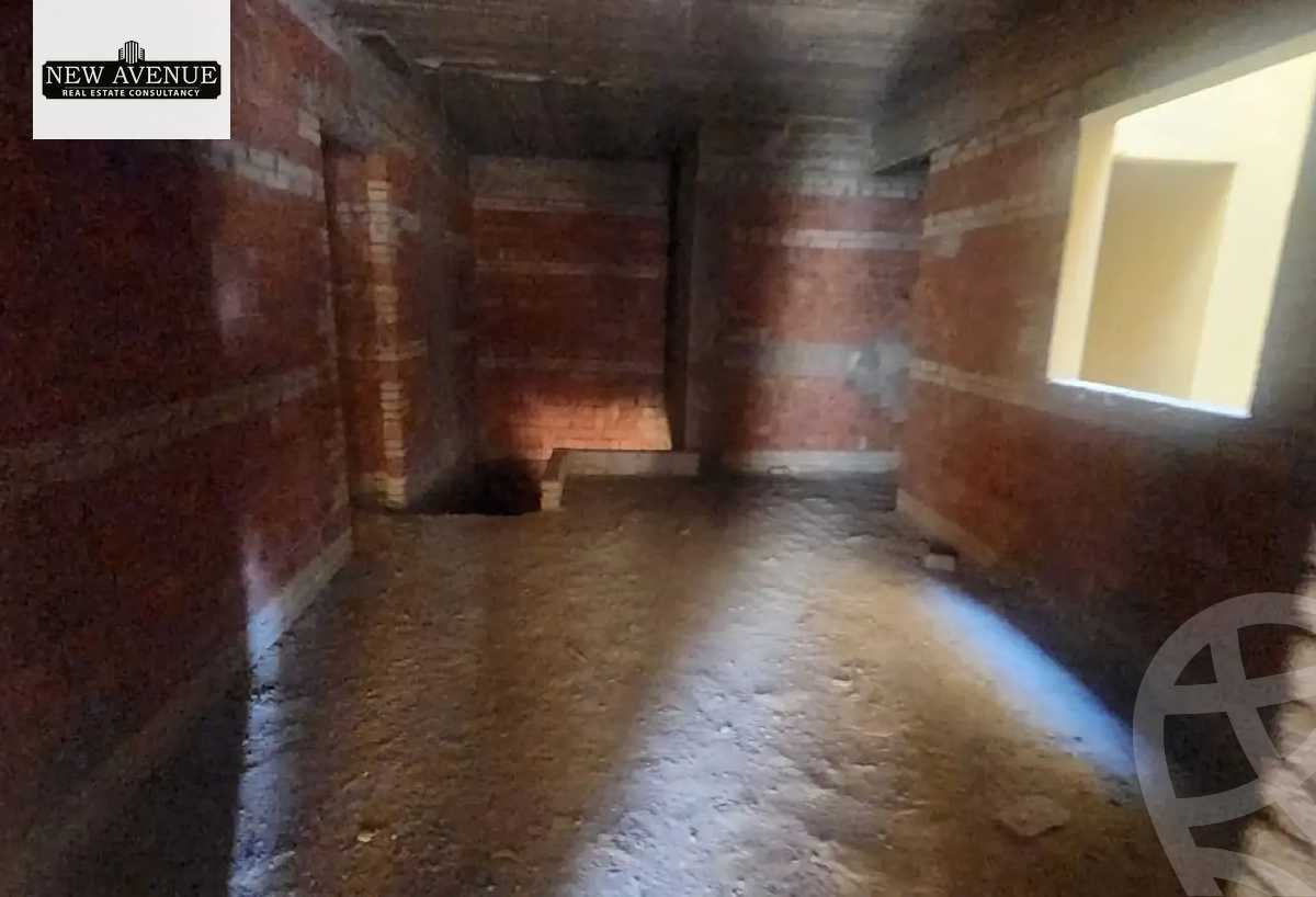 https://aqarmap.com.eg/en/listing/6410464-for-sale-cairo-el-shorouk-compounds-maadi-view