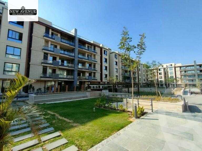 https://aqarmap.com.eg/ar/listing/6410758-for-sale-cairo-new-cairo-compounds-azad-views-tameer