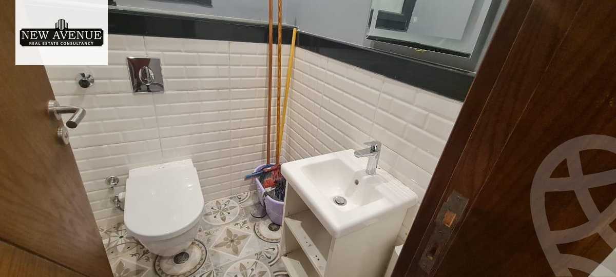https://aqarmap.com.eg/ar/listing/6410758-for-sale-cairo-new-cairo-compounds-azad-views-tameer
