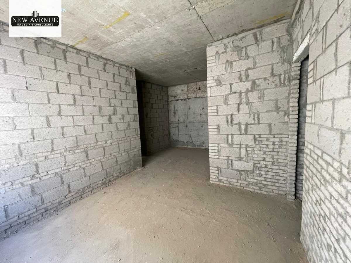 https://aqarmap.com.eg/en/listing/6411850-for-sale-cairo-new-cairo-compounds-lakeview-residence