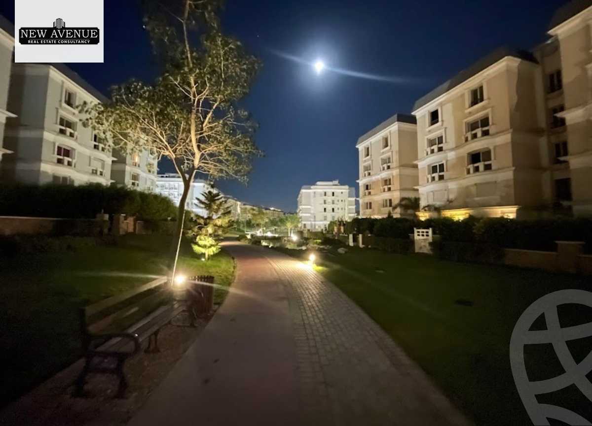 https://aqarmap.com.eg/ar/listing/6418870-for-sale-cairo-new-cairo-compounds-mountain-view-hyde-park