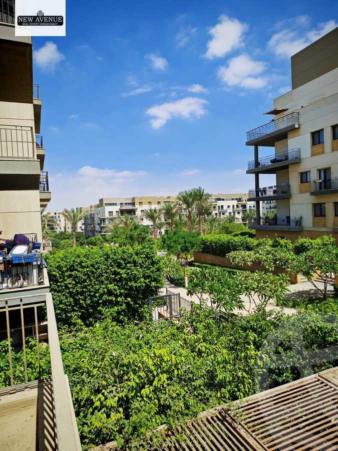 https://aqarmap.com.eg/ar/listing/6418888-for-sale-cairo-new-cairo-compounds-eastown-eastown-parks