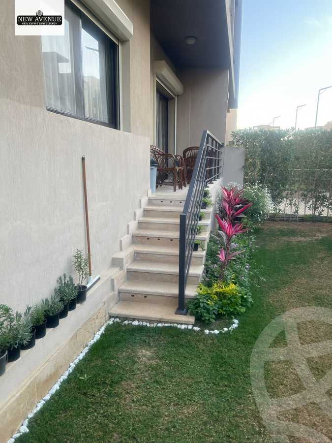 https://aqarmap.com.eg/en/listing/6422202-for-sale-cairo-new-cairo-compounds-fifth-square