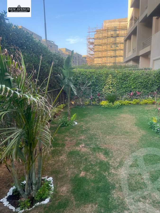 https://aqarmap.com.eg/en/listing/6422202-for-sale-cairo-new-cairo-compounds-fifth-square