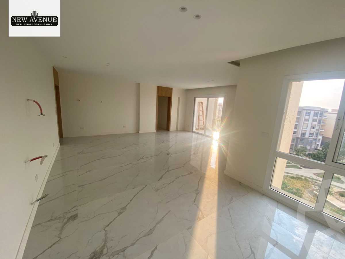 https://aqarmap.com.eg/en/listing/6423785-for-sale-cairo-new-cairo-compounds-hyde-park-park-corner-hyde-park