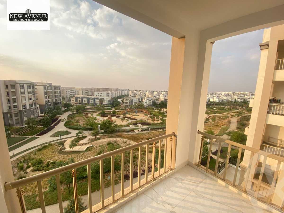 https://aqarmap.com.eg/en/listing/6423785-for-sale-cairo-new-cairo-compounds-hyde-park-park-corner-hyde-park