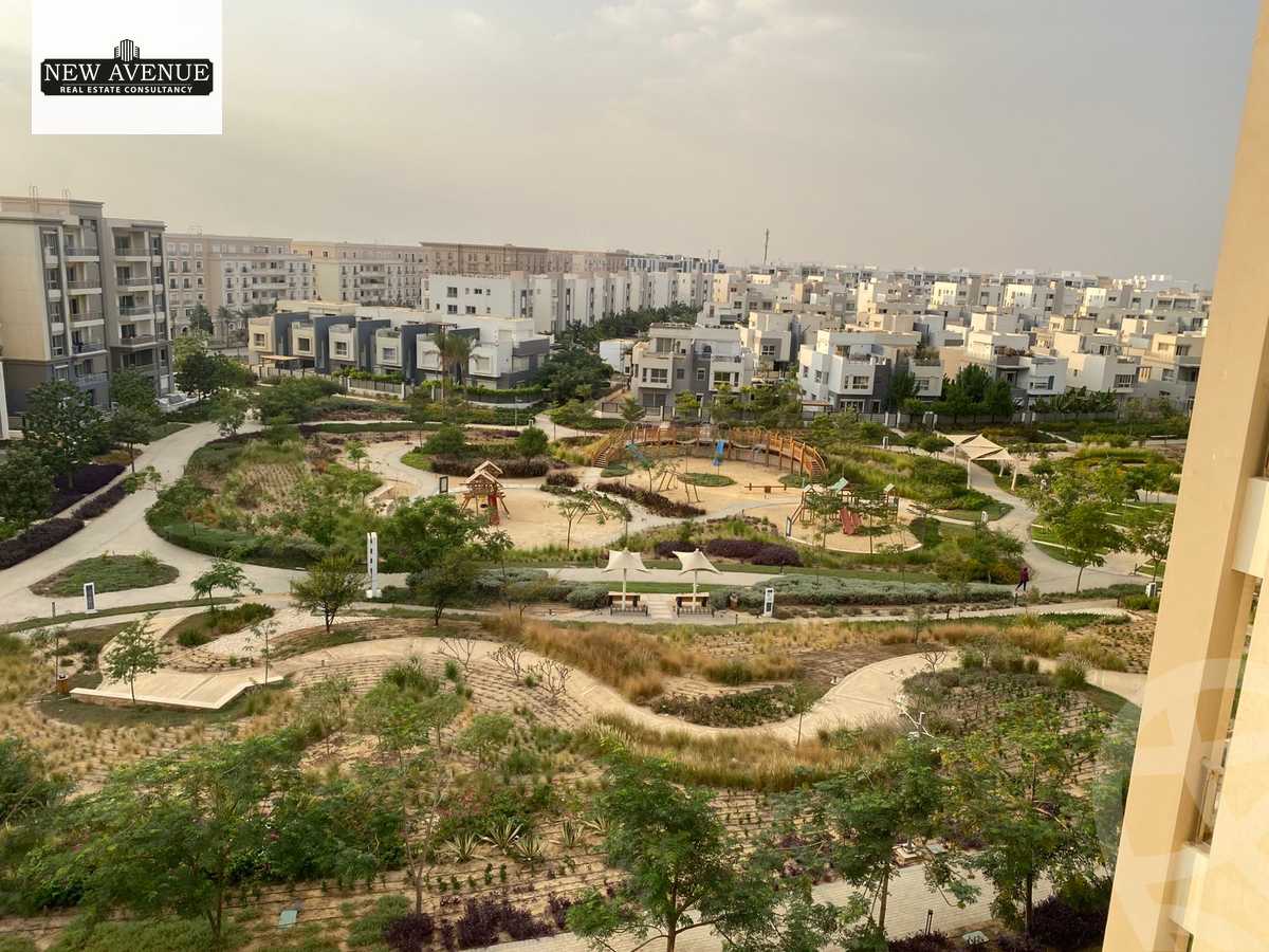 https://aqarmap.com.eg/en/listing/6423785-for-sale-cairo-new-cairo-compounds-hyde-park-park-corner-hyde-park