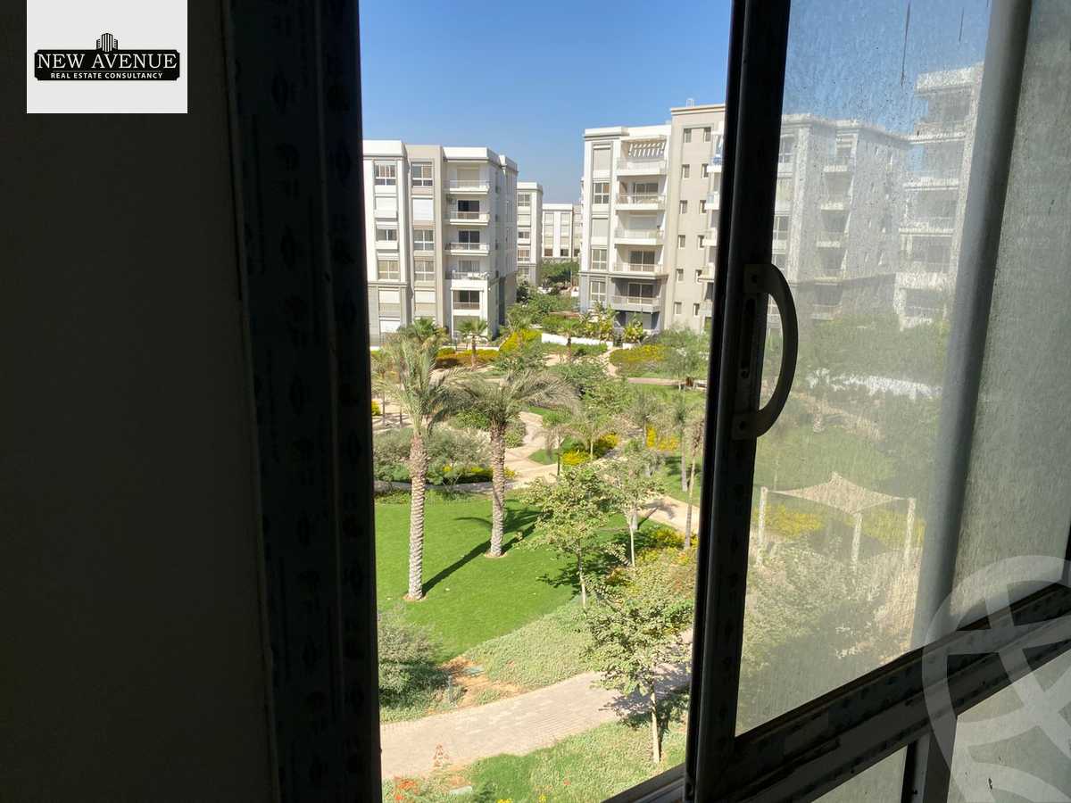 https://aqarmap.com.eg/en/listing/6423810-for-sale-cairo-new-cairo-compounds-hyde-park-park-corner-hyde-park