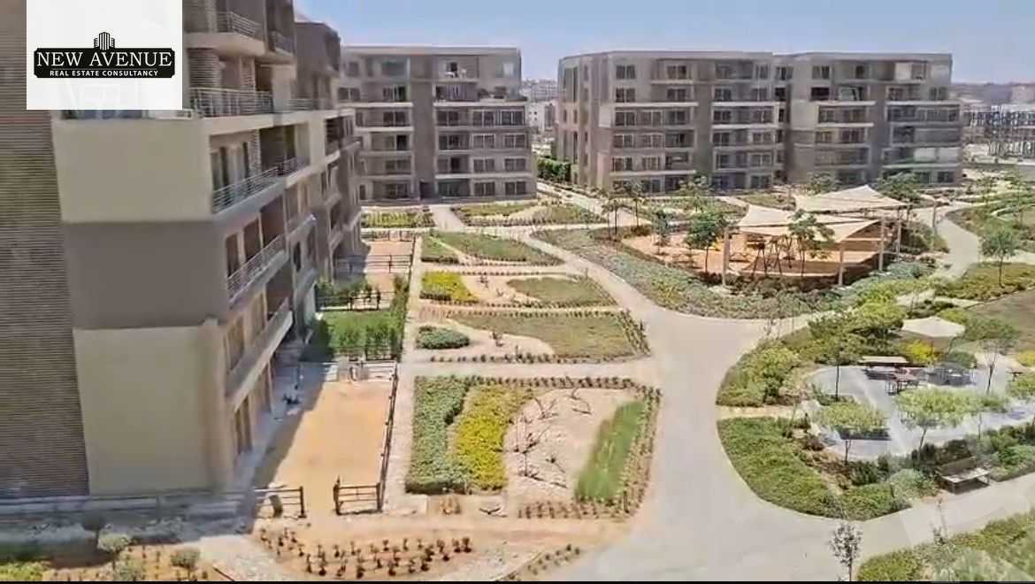 https://aqarmap.com.eg/en/listing/6423923-for-sale-cairo-new-cairo-compounds-blm-hylz-nyw-kyrw