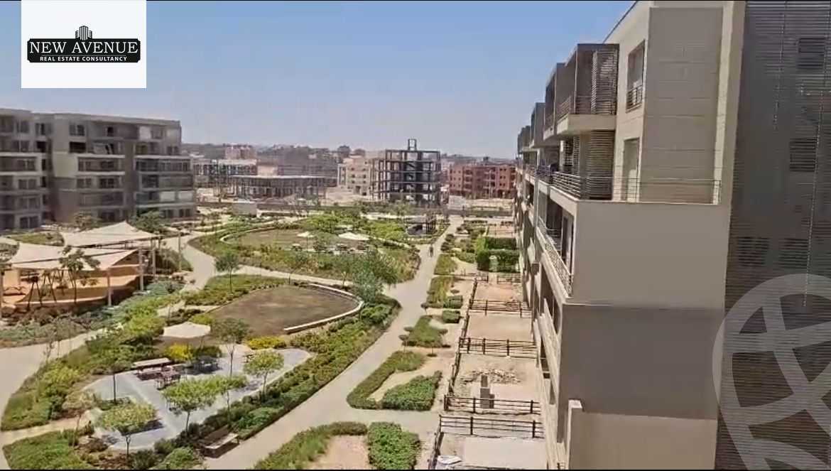 https://aqarmap.com.eg/en/listing/6423923-for-sale-cairo-new-cairo-compounds-blm-hylz-nyw-kyrw